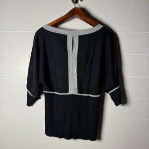 AGB Keyhole Back 1/2 Sleeves Sweater Black & Silver Sz L